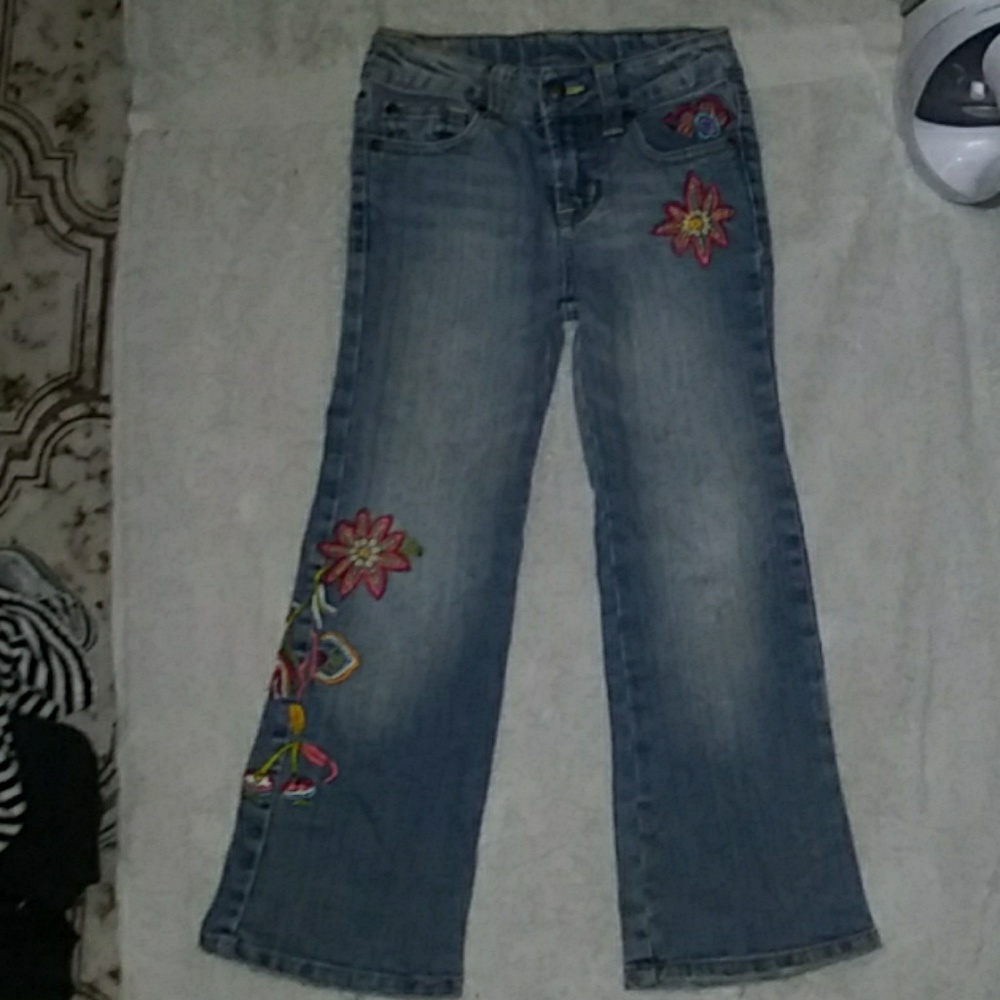 Girls 5T floral embroidered blue jeans